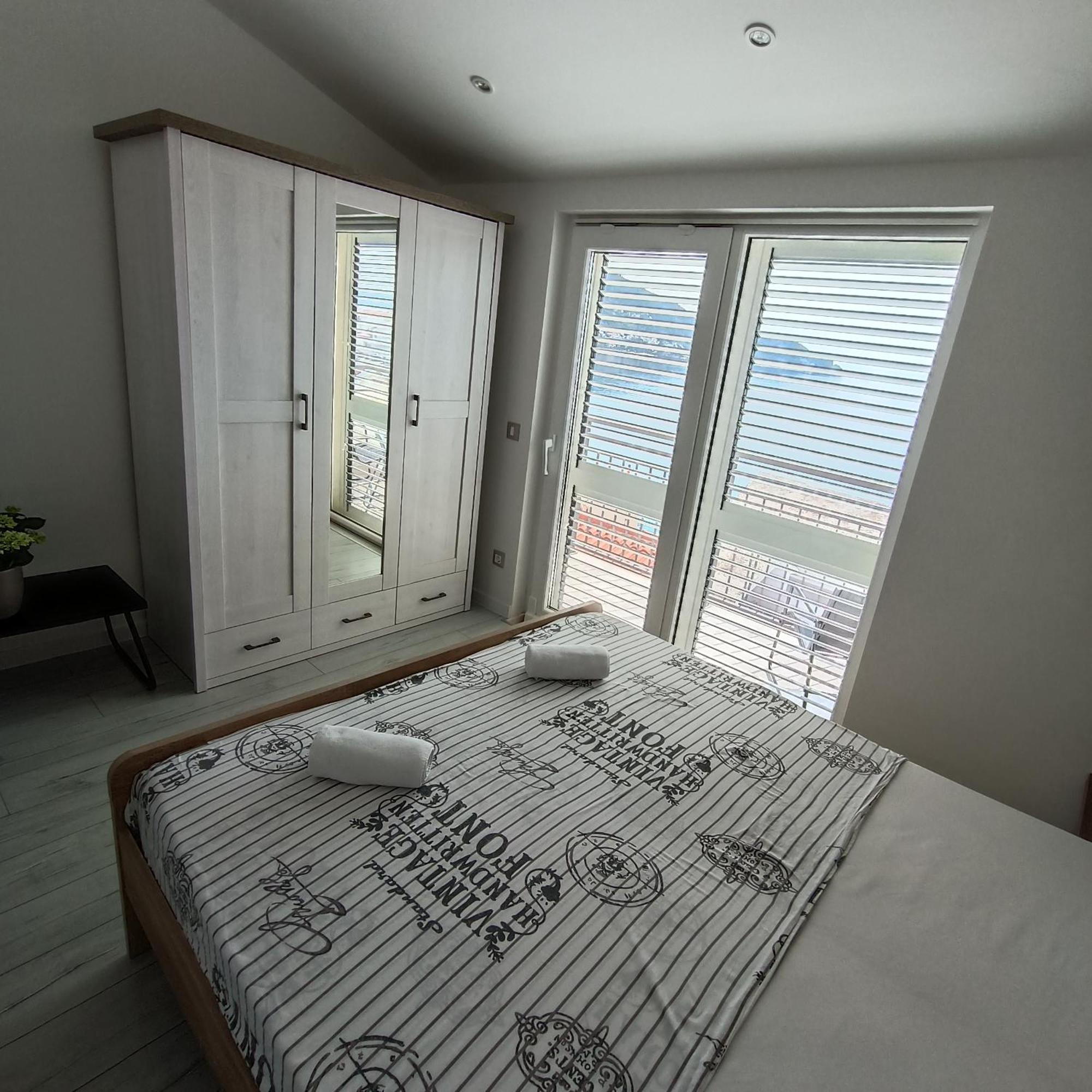Apartmani Kristijan อีกราเน ภายนอก รูปภาพ